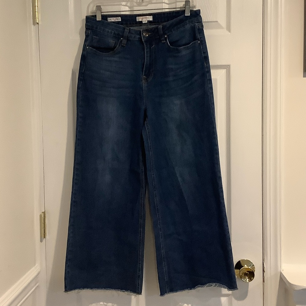 VIGOSS Women’s Wide Leg Frayed Stretch Medium Wash Cropped Loose Jeans 9/29